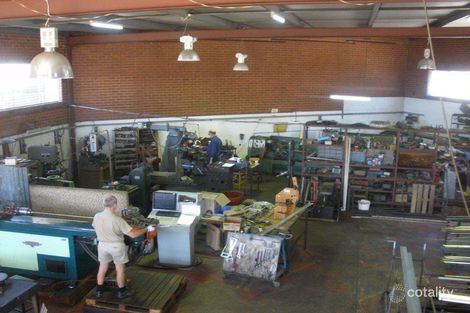 3/2-14 Sheffield Rd, Welshpool, WA 6106