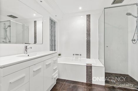 Property photo of 4 Raleigh Street Albion Park NSW 2527