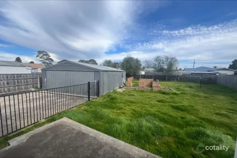 Property photo of 2 Simpson Court Traralgon VIC 3844