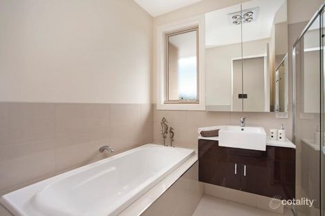 Property photo of 3 Aumann Drive Templestowe VIC 3106