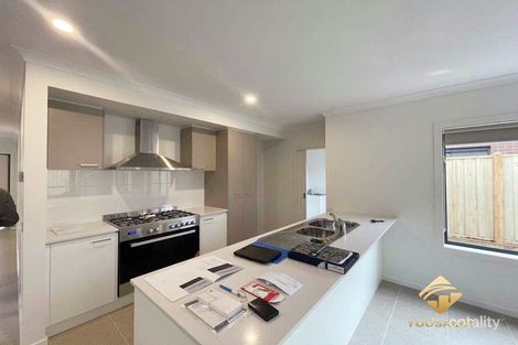 Property photo of 70 Cherish Drive Tarneit VIC 3029