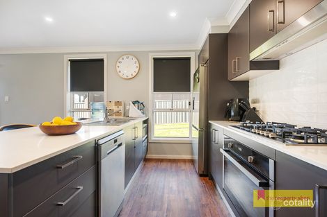 Property photo of 8 Knox Crescent Caerleon NSW 2850