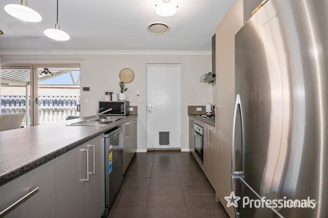 Property photo of 40 Bendora Turn Ellenbrook WA 6069