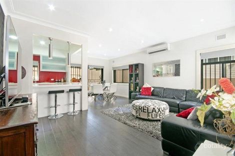 Property photo of 18 Roseview Avenue Roselands NSW 2196