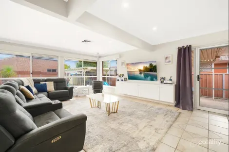 Property photo of 28 Curtis Crescent Moorebank NSW 2170