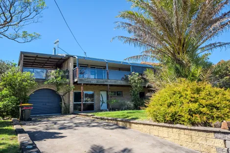 390 George Bass Dr, Malua Bay, NSW 2536