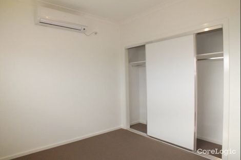 Property photo of 102/2 Rockgarden Drive Truganina VIC 3029
