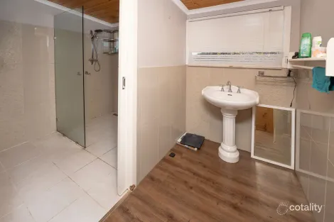 Property photo of 36 Donald Street Nyah West VIC 3595