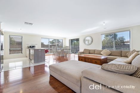 Property photo of 1 Selo Mews Dandenong VIC 3175