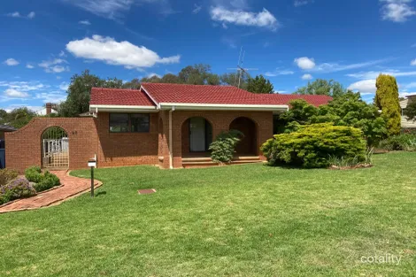 58 Phillip St, Molong, NSW 2866