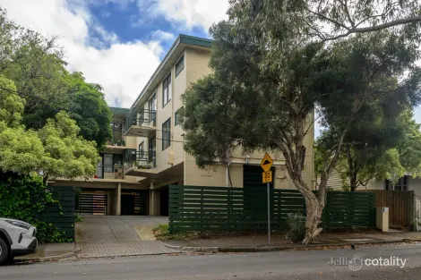 Property photo of 4/70 Edinburgh Street Flemington VIC 3031