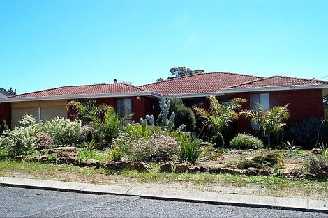 6 Harnett Cl, Worsley, WA 6225