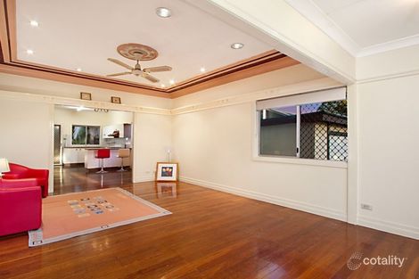 Property photo of 16 Pine Street Greenslopes QLD 4120