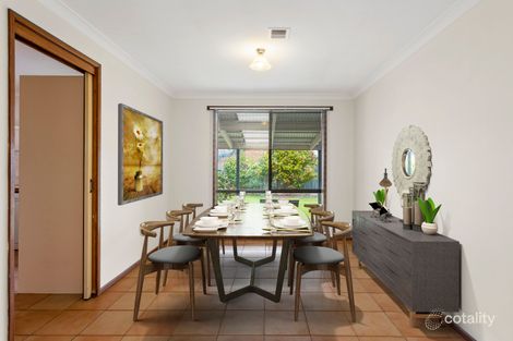 Property photo of 11 Stafford Place Narre Warren VIC 3805