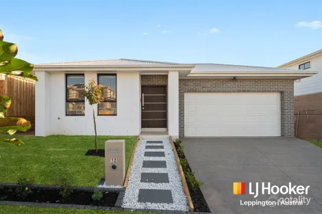 12 Crisp St, Menangle Park, NSW 2563