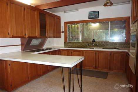 Property photo of 2 Devon Court Lower Plenty VIC 3093