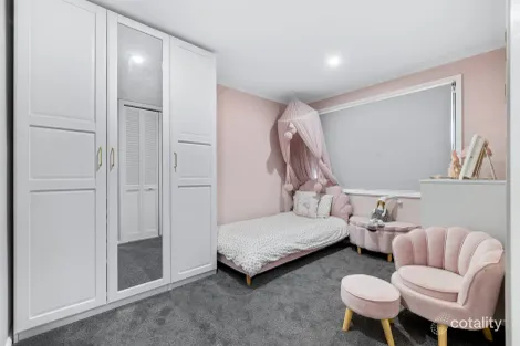 Property photo of 9 Trinity Drive Cambridge Gardens NSW 2747