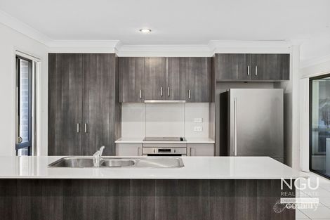 Property photo of 31 Walter Williams Crescent Redbank Plains QLD 4301