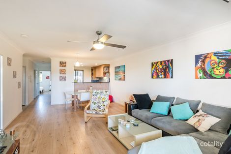 17/68-70 Norman Cres, Norman Park, QLD 4170