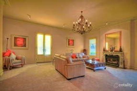 Property photo of 459 Couangalt Road Gisborne South VIC 3437