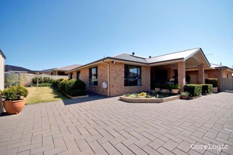 Property photo of 31 Lakeside Circuit Dubbo NSW 2830