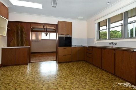 Property photo of 97 Ramsay Street Centenary Heights QLD 4350