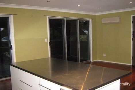 Property photo of 5 West Street Highgate Hill QLD 4101
