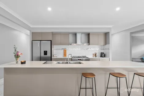 Property photo of 25 Outlook Crescent Flagstone QLD 4280