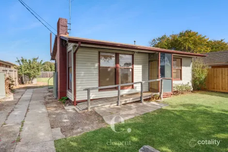 25 ALKIRA AVE, NORLANE, VIC 3214