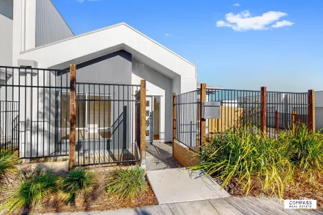 22 Sandy Creek Rd, Flagstone, QLD 4280