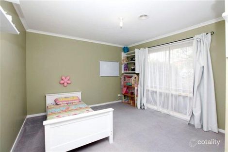 Property photo of 5 Appin Close Craigieburn VIC 3064