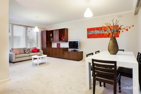 Property photo of 3/2 Marlborough Street Caulfield North VIC 3161