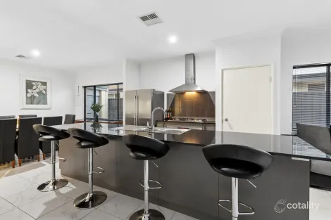 Property photo of 7 Noir Way Dayton WA 6055