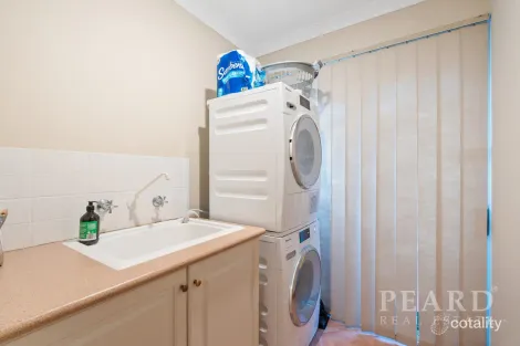 Property photo of 4/23 Shackleton Avenue Hillarys WA 6025