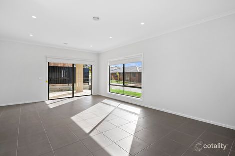 Property photo of 22 Burgess Street Mernda VIC 3754