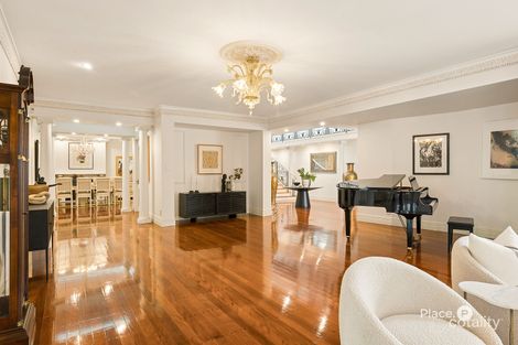 Property photo of 47 Glencairn Avenue Indooroopilly QLD 4068