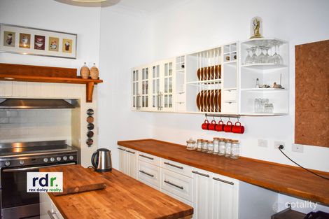 Property photo of 4 Howard Street Inverell NSW 2360