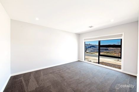 Property photo of 5 Dengate Crescent Moncrieff ACT 2914