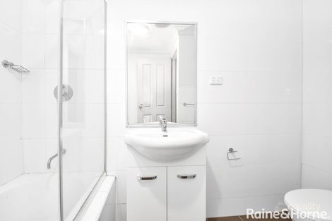 Property photo of 22/136-140 Bridge Road Westmead NSW 2145