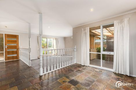 Property photo of 5 Tamarisk Road Narre Warren VIC 3805