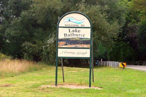 Property photo of 2710 Braidwood Road Lake Bathurst NSW 2580