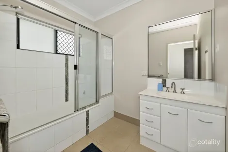 Property photo of 17 Marquise Circuit Burdell QLD 4818