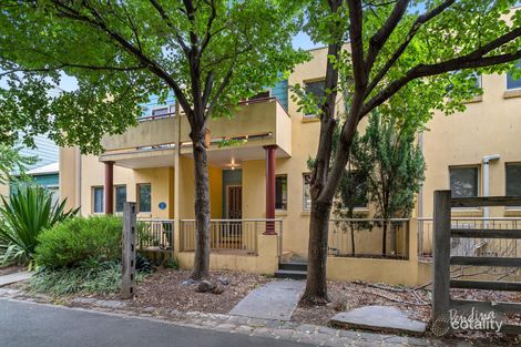 Property photo of 9 Reynolds Lane Kensington VIC 3031