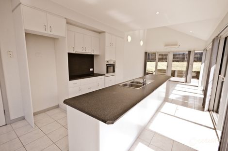 Property photo of 1/37 Pinoak Drive Yarra Glen VIC 3775