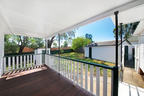 Property photo of 17 Facey Crescent Lurnea NSW 2170