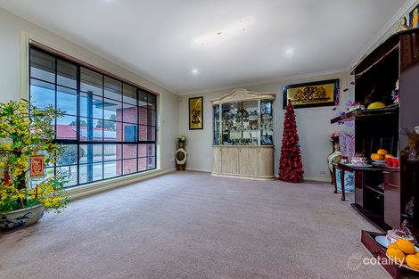Property photo of 24 Tannaroo Crescent Delahey VIC 3037