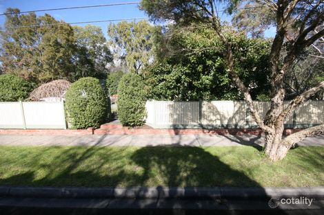 5 Rosedale Cres, Ringwood East, VIC 3135