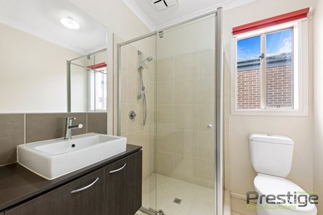 Property photo of 11 Kopi Way Wollert VIC 3750