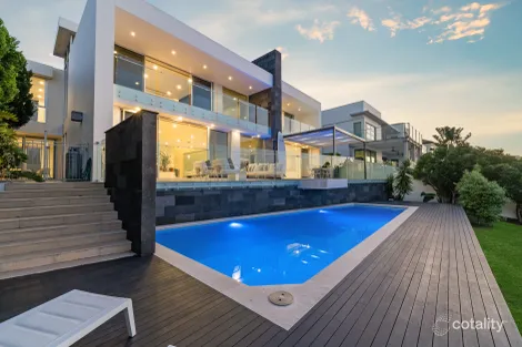 Property photo of 130 Sir Bruce Small Boulevard Benowa QLD 4217