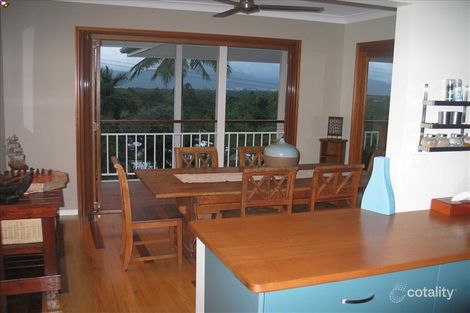 Property photo of 128 Hillview Crescent Whitfield QLD 4870